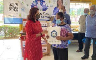 SEDA Malaysia donates essentials to communities affected by COVID-19 pandemic